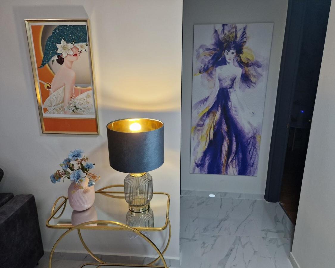 Master1 Seaside Lux Apartment Солун Екстериор снимка