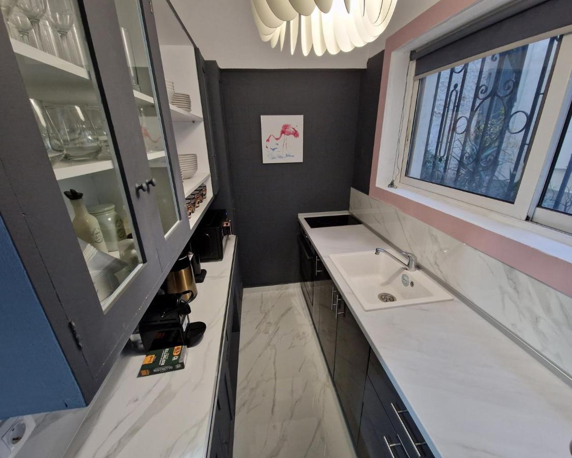 Master1 Seaside Lux Apartment Солун Екстериор снимка