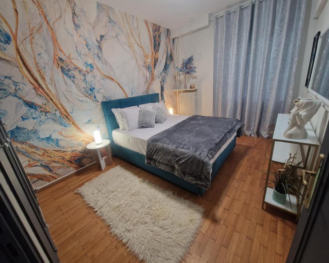 Master1 Seaside Lux Apartment Солун Екстериор снимка
